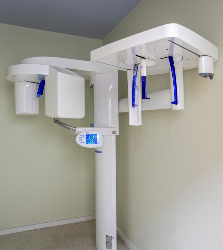 Digital 3D intraoral scanner and diagnostic imaging suite